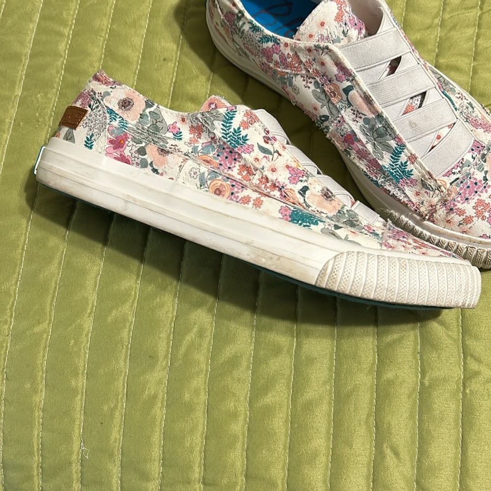 Blowfish slip on sneakers - Picture 5 of 8